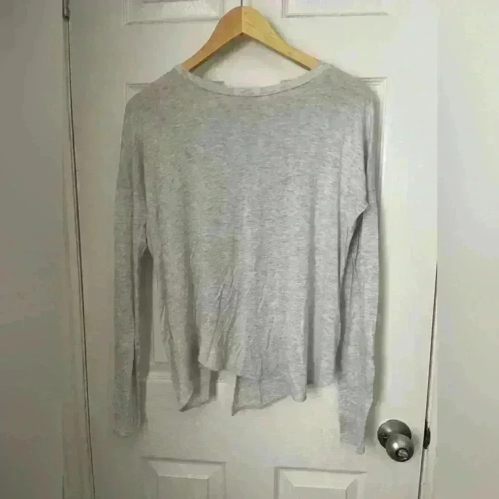 Queen of Hearts long sleeve open back top size 8 womens shirt